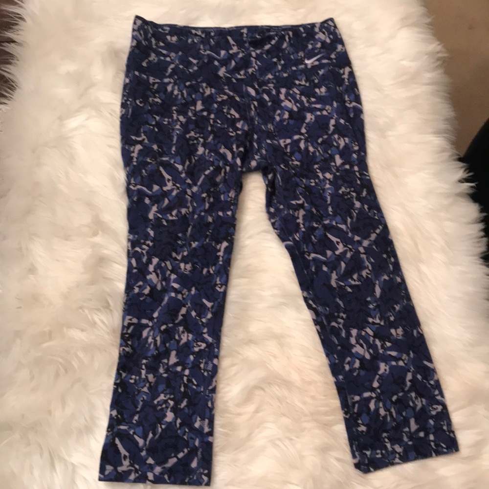 Nike capris